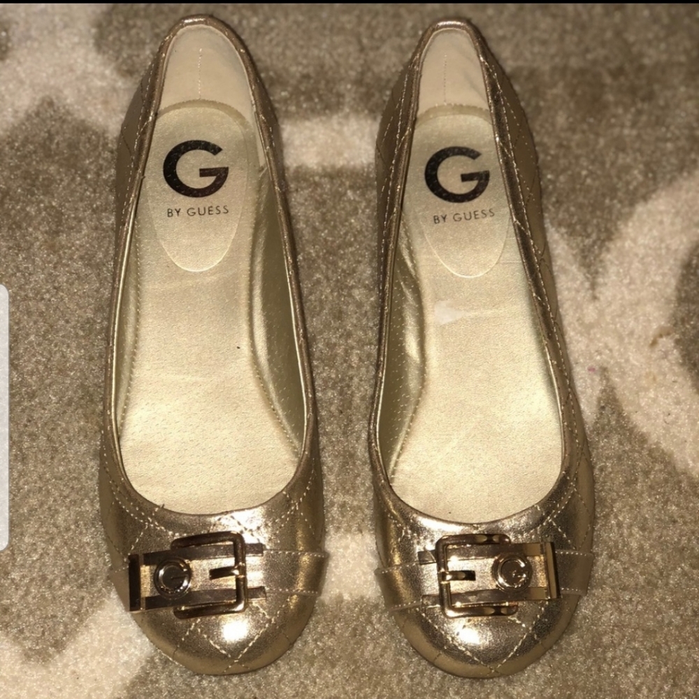 Guess Flats